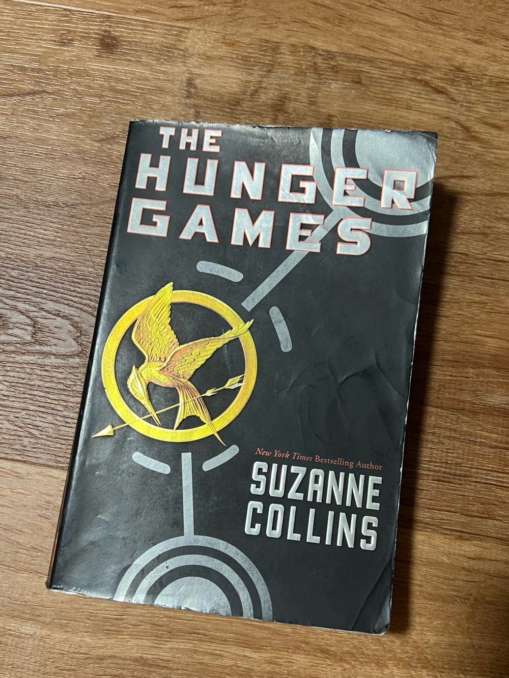 Scholastic The Hunger Games — Black & Gold Cover